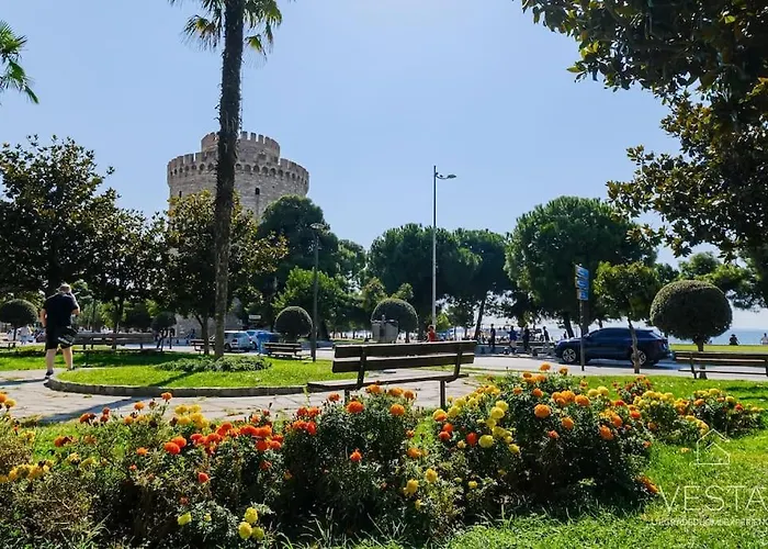 Fiorentino 2-Bdrm Apartment, Vesta Philoxenia