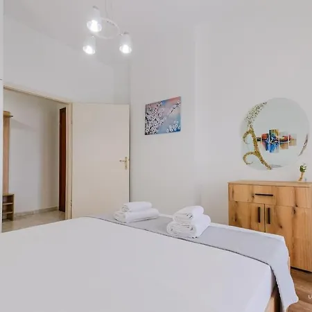 Fiorentino 2-Bdrm Apartment, Vesta Philoxenia Tesalónica Exterior foto